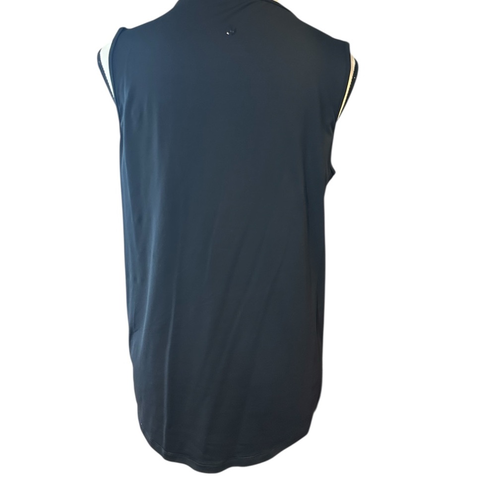 Lululemon Plank Tank - Picture 5 of 8